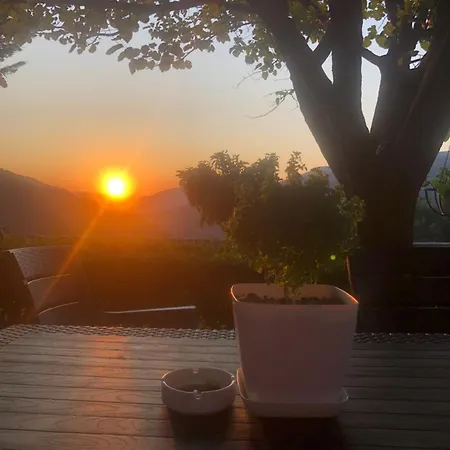 Ferienhaus Nino's Zhaban
